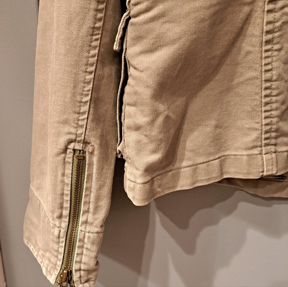 Army Jacket, fitted, pockets, Zippers size M - Picture 5 of 6